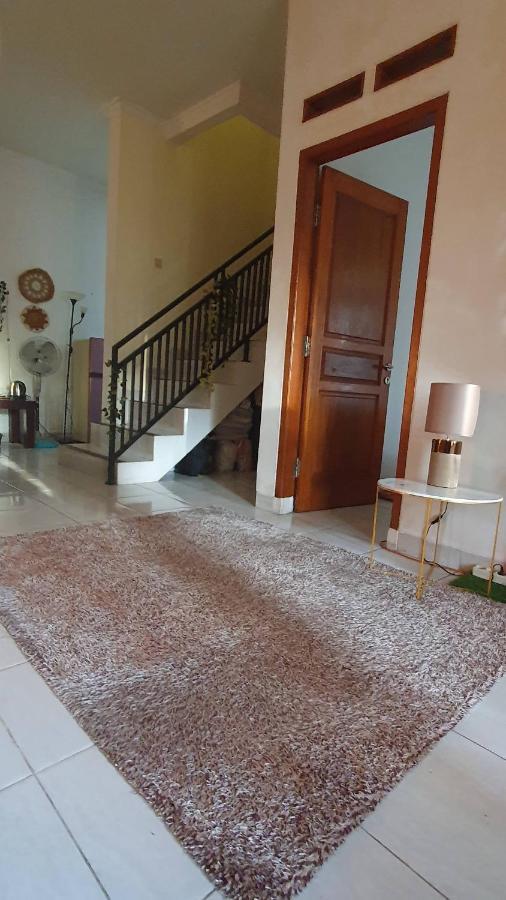 House In Bekasi Timur Exterior foto