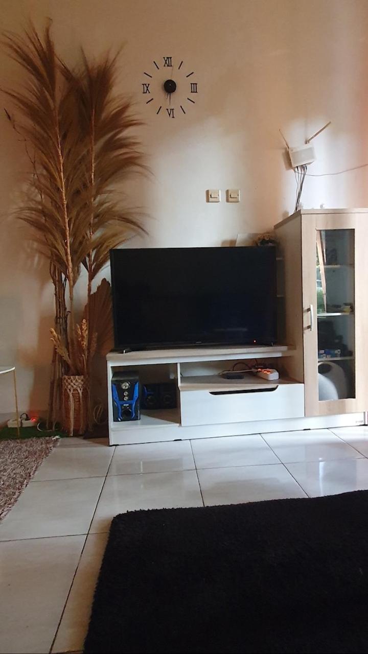 House In Bekasi Timur Exterior foto